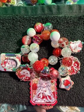 SP Strawberry Charm Beaded Bracelet - Red & White